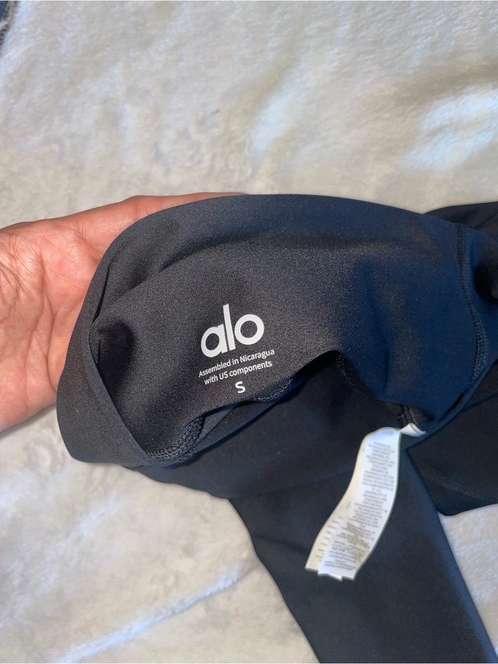 ALO Yoga NWOT High-Waist Airlift Black Athletic Compression Leggings Size Small - Picture 4 of 13